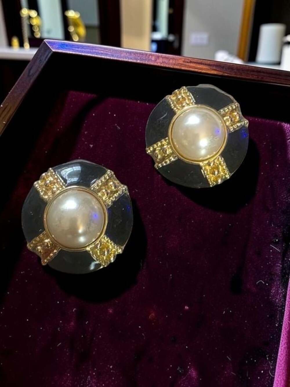 Vintage Gold  Pearl Black Enamel Stud Button Earrings
